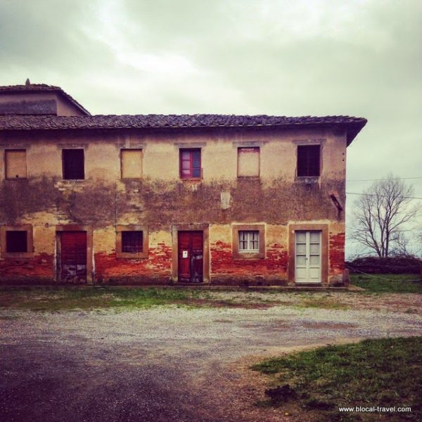 abandoned places in Tuscany Italy