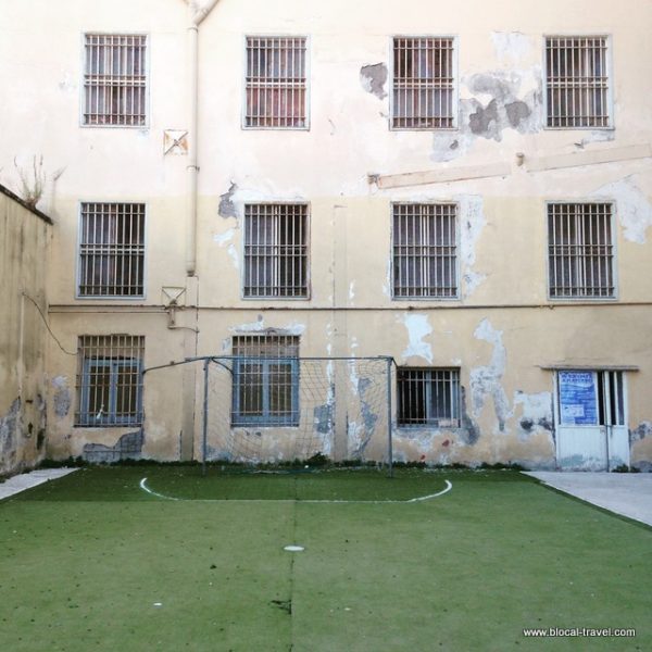 abandoned asylum Naples je so pazzo