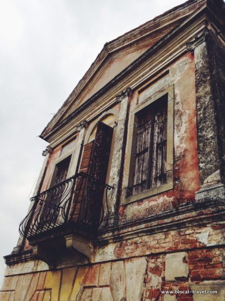 Villa Sgaravatti abandoned place italy urbex