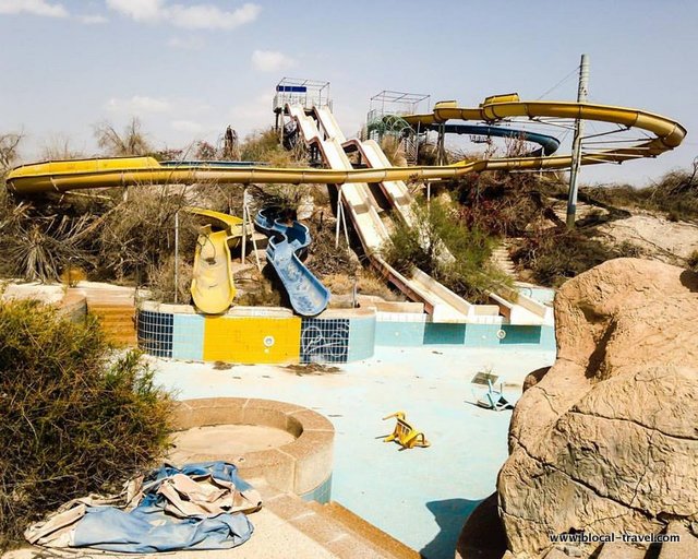 abandoned water park Atraktzia urbex israel