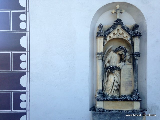 tri fare cemetery slovenia 