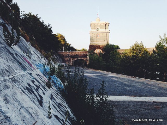 Tevere Northern Rome Urban Walk