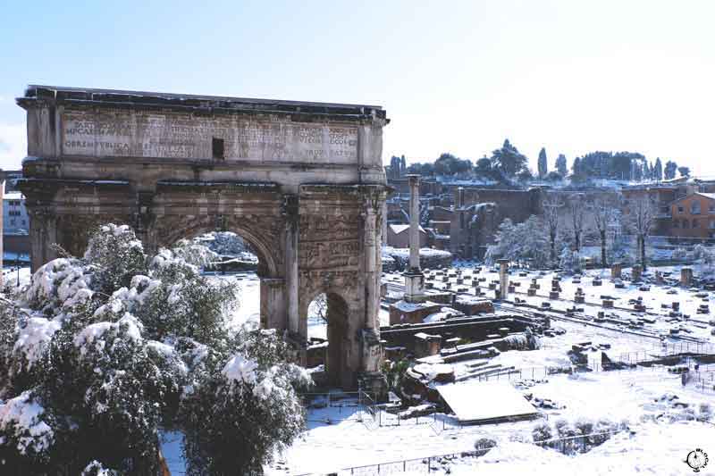 snow in Rome 2018 roman forum