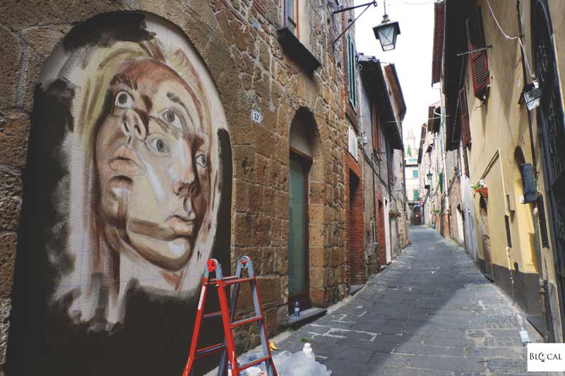 Sara Schoenlank street art in italy