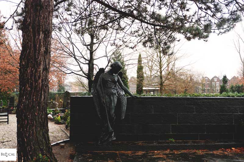 st laurentius cemetery rotterdam