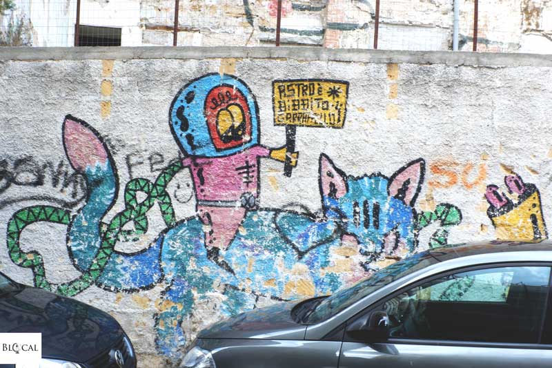 astronaut street art palermo