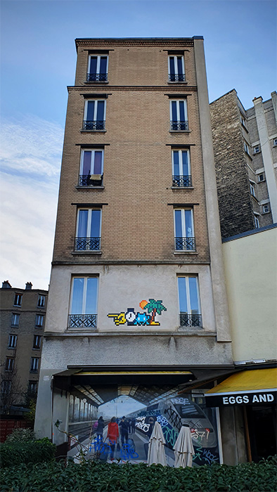 Space Invader Gare de Lyon Paris street art